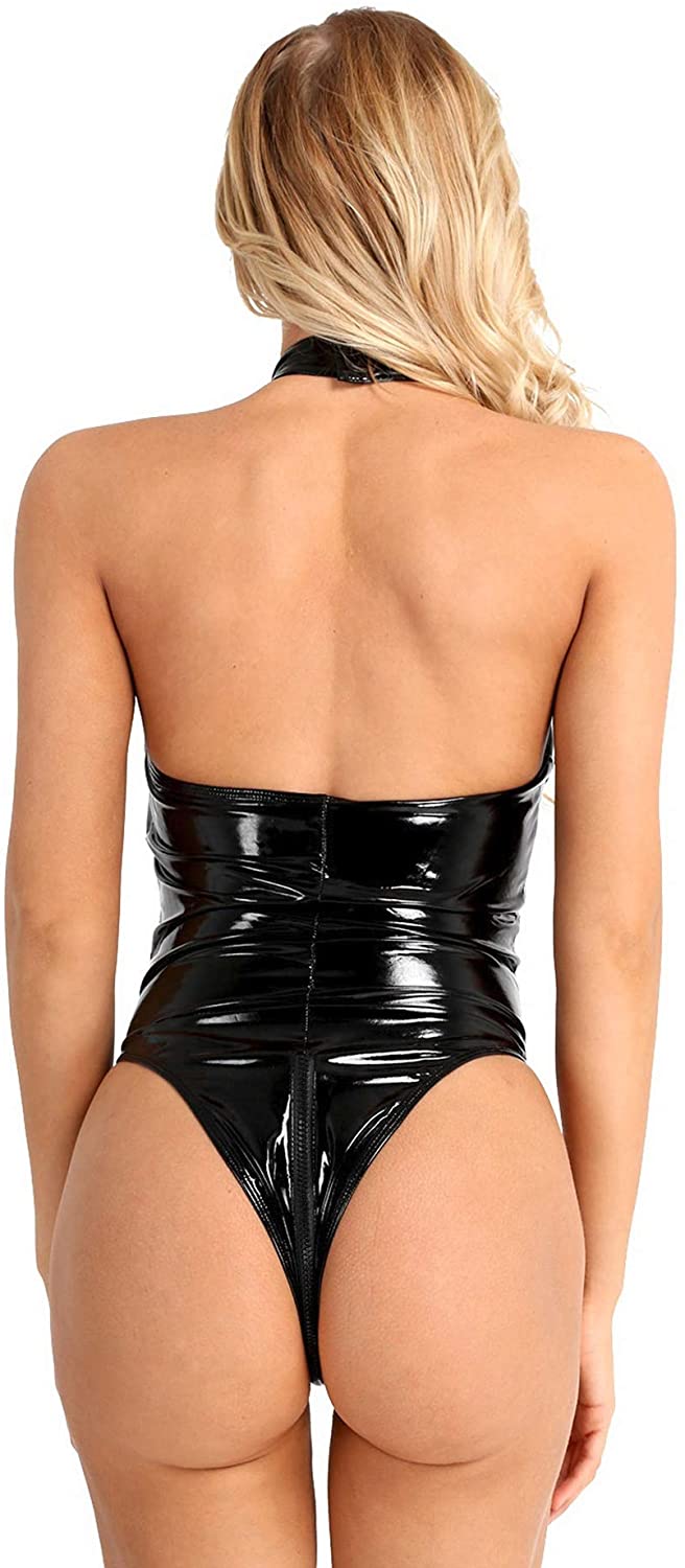 Body in Wetlook with chains