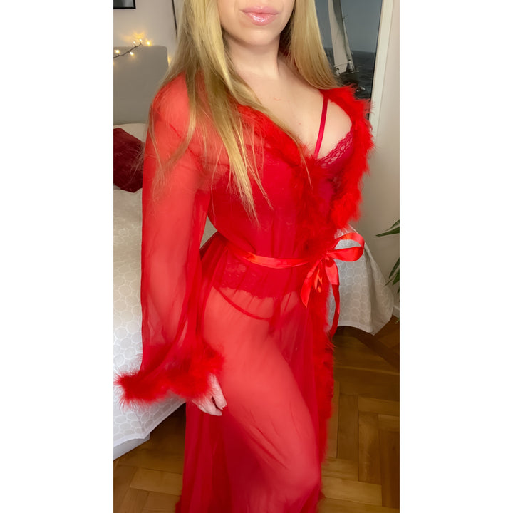 Queen Red Robe Perspective Sheer Sleepwear With Fur